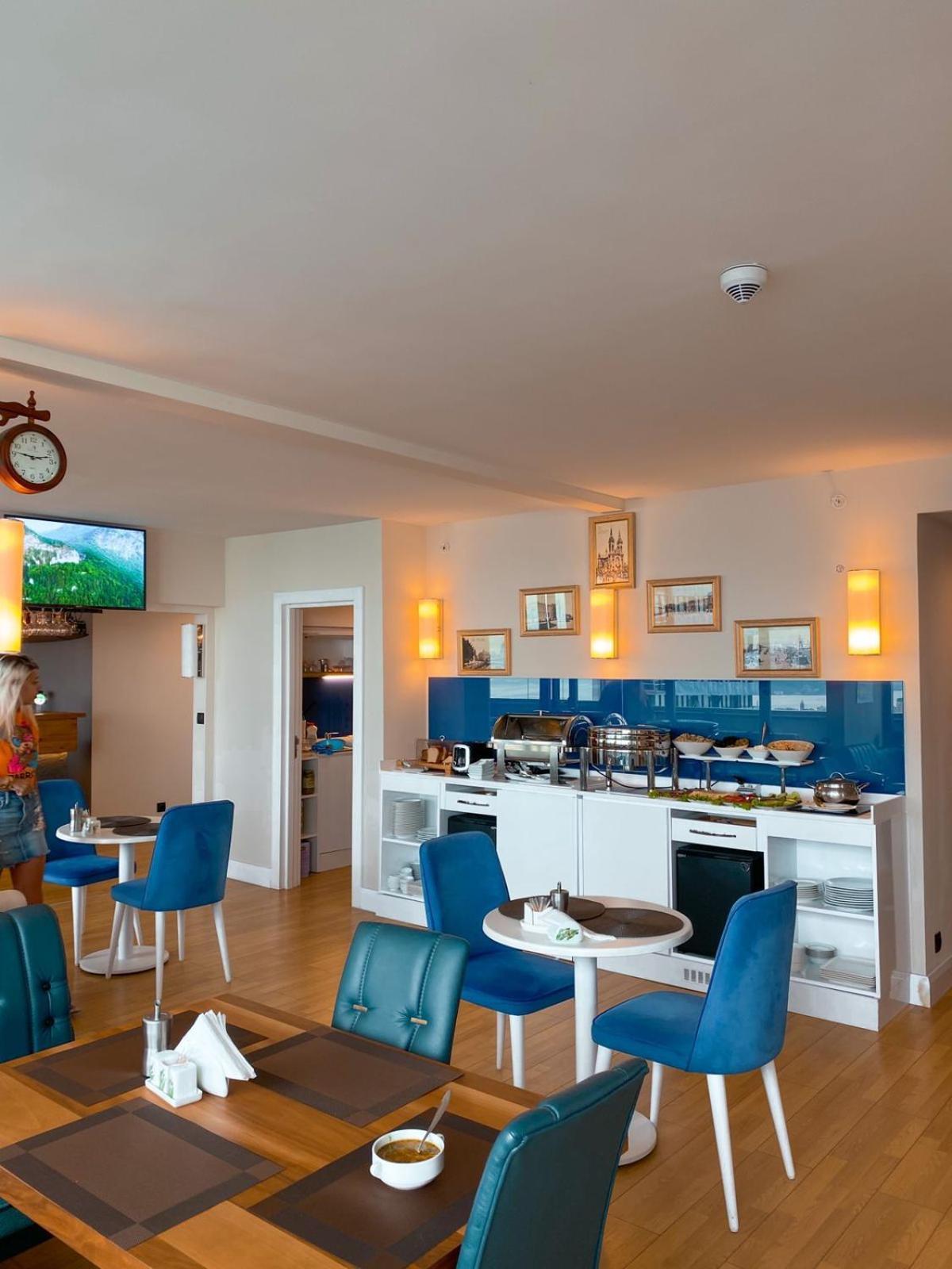 Orbi City Hotel With Sea View Batumi Exterior foto